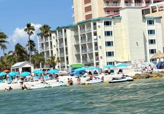 Gulfview Hotel - On the Beach - 3