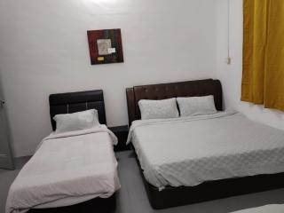 Gurney PENstay - George Town - 1