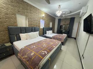 Flourish Guest House - Islamabad - 3