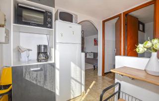 Nice Apartment In Vico - Vico - 5