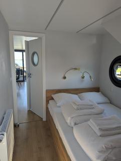 Houseboat 11 direct aan het Sneekermeer - Offingawier - 8