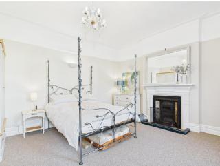 Beautiful Victorian Apartment Near Beach - Bexhill - 6