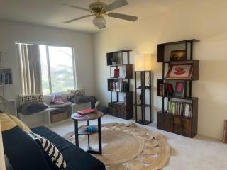 Spacious 3BR Family Home Near Las Vegas Strip - Las Vegas - 7