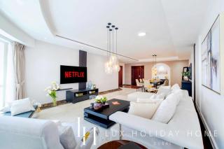 LUX The Al Seef Marina 4 bed Suite - 2