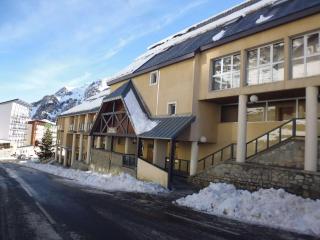 Studio cabine 4 pers, pied des pistes avec parking couvert, balcon sud, centre station - FR-1-404-218 - La Mongie - 1