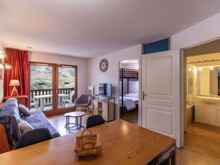 Charmant T2 pour 6 avec Terrasse, Piscine Couverte et Parking à Bagnères-de-Bigorre - FR-1-404-275 - 9