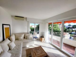 Center of Antibes, Les Amaryllis - 3 Rooms, 5 minutes from the beaches - Antibes - 0