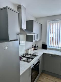 Beautifully Spacious 3 Bed Home - Kenton - 6