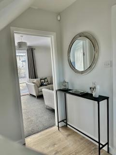Beautifully Spacious 3 Bed Home - Kenton - 3