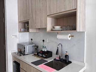 HyzEN StUdio, Executive Suite Room - 1