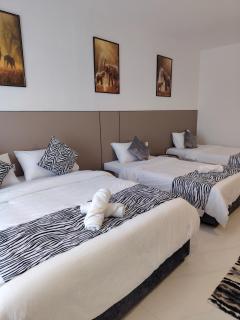 HyzEN StUdio, Executive Suite Room - 7