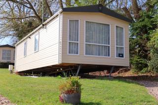 Mercury Yacht Harbour and Holiday Park - Bursledon - 9