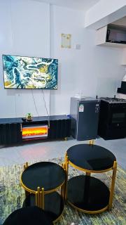 SnugHavenSuites - - 0
