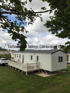Kingfisher Hot Tub Lodge - Tattershall - 6
