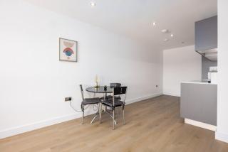 Stylish City Stay 5 Minutes to Leeds Centre - Leeds - 7