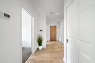 free parking,Top location, Shops - Edgware - 5