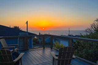Salty Sunsets - Depoe Bay - 8
