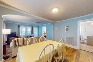 12 St Louis Avenue Ocean City, MD 21842 - 3