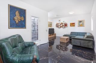 Zeus Faber Apartment-Luksuzna oaza u centru grada - 0