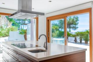 Stunning Mountain Villa with Private Pool in Es Cubells, Spain - Es Cubells - 3