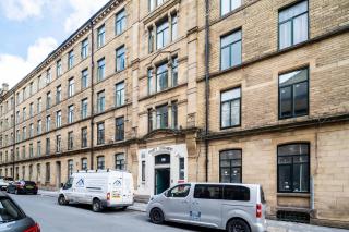 Modern 2 Bedroom Apartment in Central Bradford - Bradford - 5
