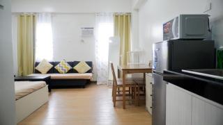 Warm & Cozy Retreat near SM City Trece Martires - Trece Martires - 3