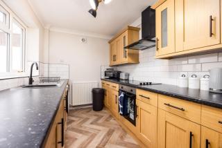 Stylish 3BR Home near Hospital and Auckland Castle - Bishop Auckland - 9