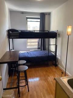 Chelsea Studio 5 - Shared Bathroom - 9