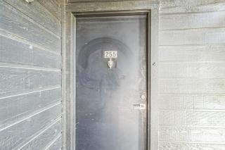 The Landry 255 Spacious and Cozy 1 Bedroom 1bth - 2