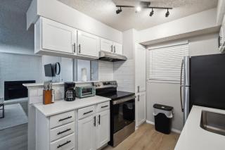 The Landry 255 Spacious And Cozy 1 Bedroom 1bth - Arlington - 3