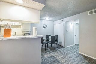The Landry 279 Spacious And Cozy 2 Bedroom 1bth - Arlington - 2