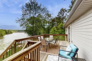 Wet Feet Retreat - Moneta - 9