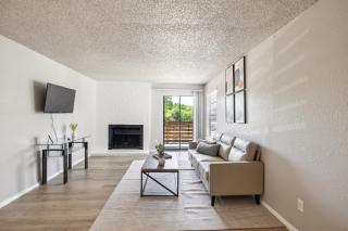 The Landry 280 Spacious And Cozy 2 Bedroom 1bth - Arlington - 9