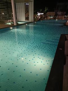 Sky Trees 2 Guests AEON Nflix Balcony Pool B4 - 3