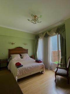 Au Pied du Chateau - Lourdes - 1