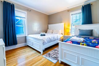 Renovated 4BR3BA Escape - Near Public Transportation - Boston - 4