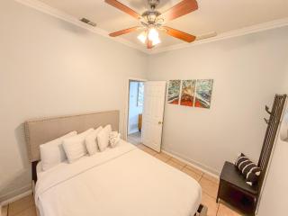 3bd Little Italy Cottage A++ Location - San Diego - 5