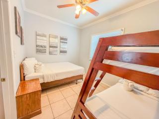 3bd Little Italy Cottage A++ Location - San Diego - 2