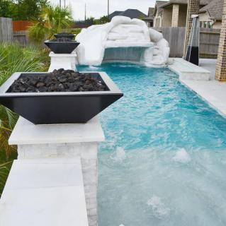 Private Houston Oasis Waterfall Pool Jacuzzi - 9