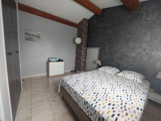Maison familiale avec piscine - 8