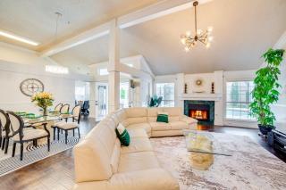 Walk to Lake! Rowlett Escape with Fire Pit and Views - 4