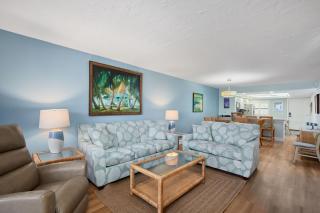 Upgraded Walk Out Residence at Pointe Santo- Resort Grade Amenities, Gulf Views, and Much More! - Sanibel - 8