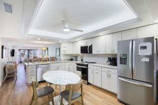 Upgraded Walk Out Residence at Pointe Santo- Resort Grade Amenities, Gulf Views, and Much More! - Sanibel - 7