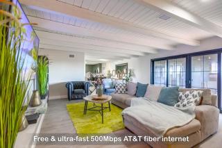 Entire Private 3-Bedroom Home w Gated Yard, 100 inch TV, 1 Gbps WiFi, Available Now - San Diego - 8