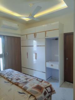 Iconic Royal Studio Apartment Near Expo Mart in CHI 5 - Greater Noida - 1