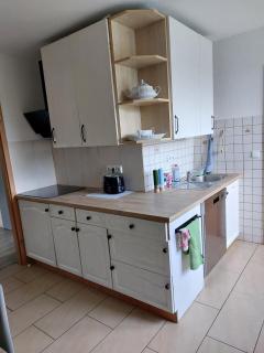 gemütliche Dachgeschoss- Ferienwohnung im Grünen - Sundern - 4