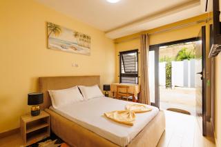 Chambre Blanche - Douala - 4