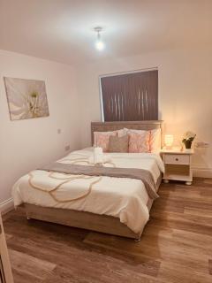 Bright Double Room with parking Near the Beach - Weston-super-Mare - 6