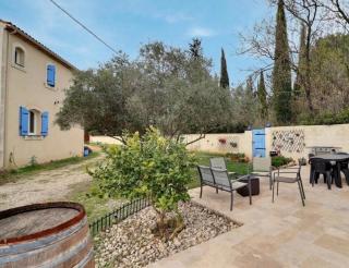 Maison 4 pers - Jardin et calme - Arles - 8