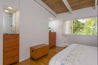 Elevated Living - Stylish West Coast Contemporary Home - North Vancouver - 5